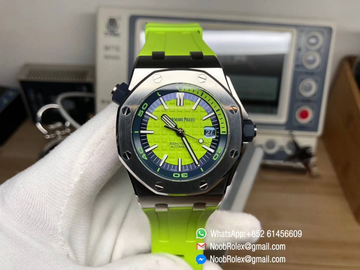 AP Royal Oak Offshore Diver Watch 15710 Green Theme Green Dial Steel Case on XS Rubber Strap A3120 JF Top Clone Best Edition 01