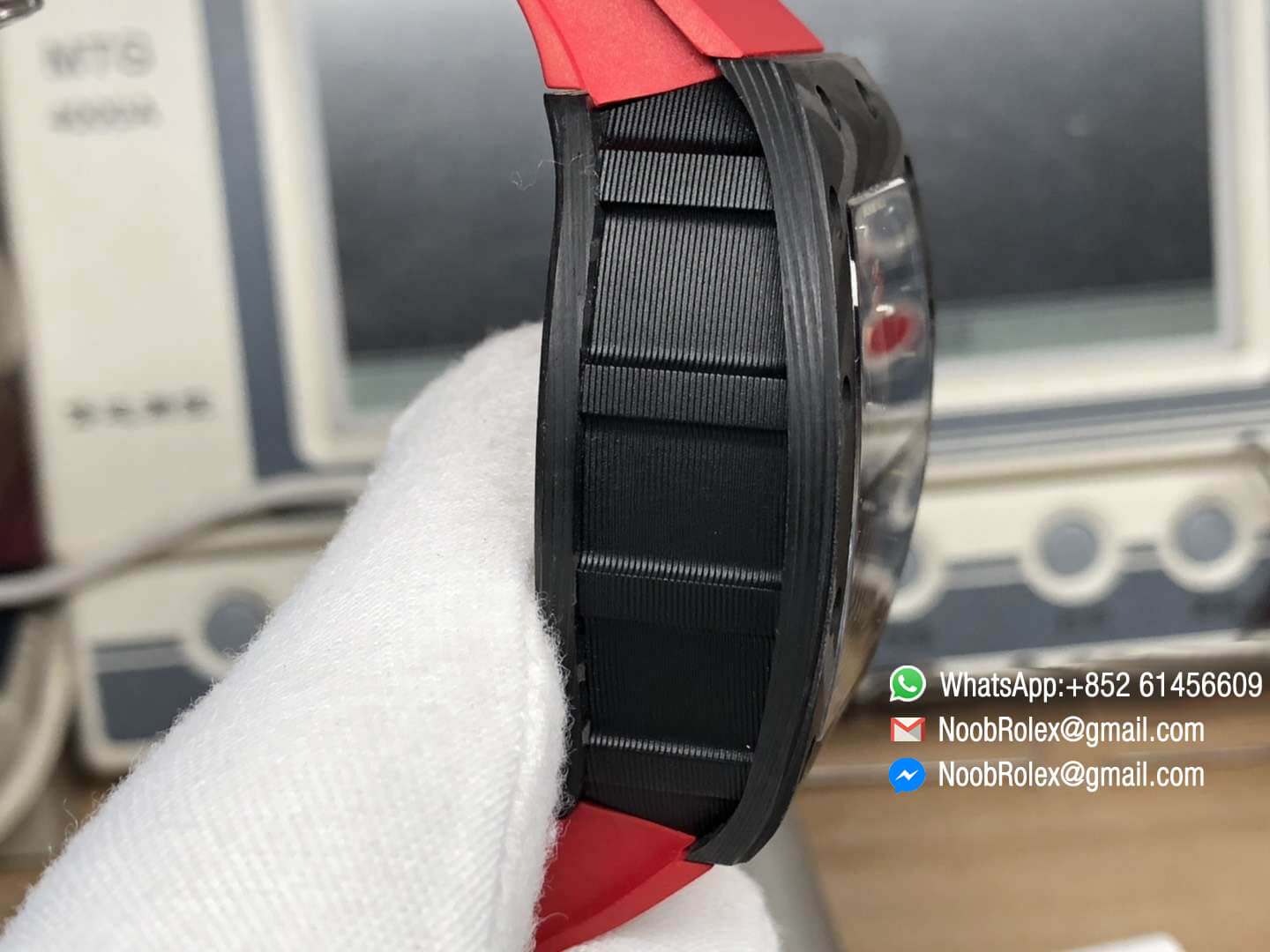 RM011 Lotus F1 Team Limitied Edition Carbon Case Chronograph KVF Best Edition Crystal Skeleton Dial Red on Red Rubber Strap A7750 06
