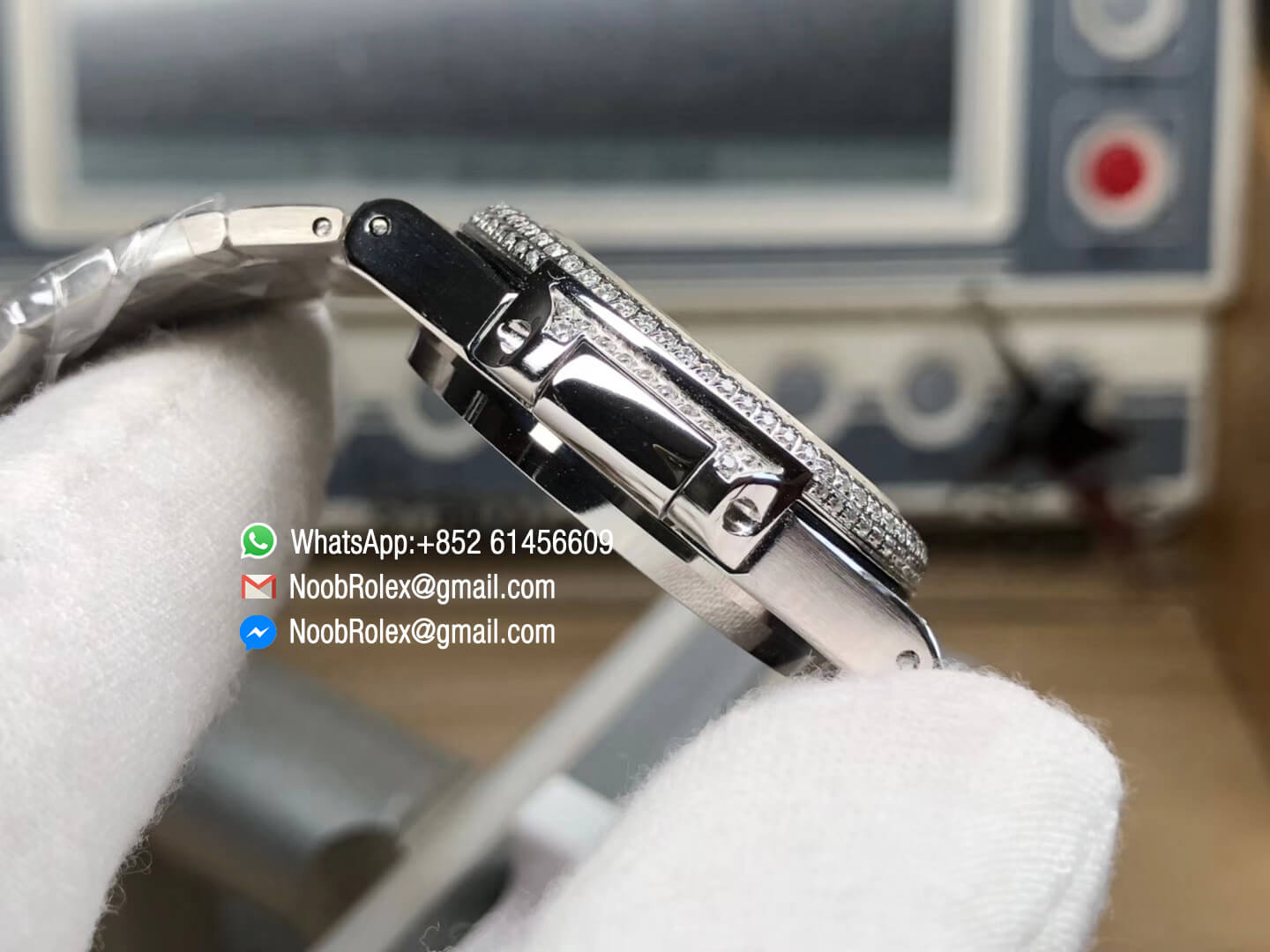 Nautilus Jumbo Ladies Watch 7021 Steel Case Full Paved Diamonds on Diamonds Plated Steel Bracelet MIYOTA 9015 Movement 04