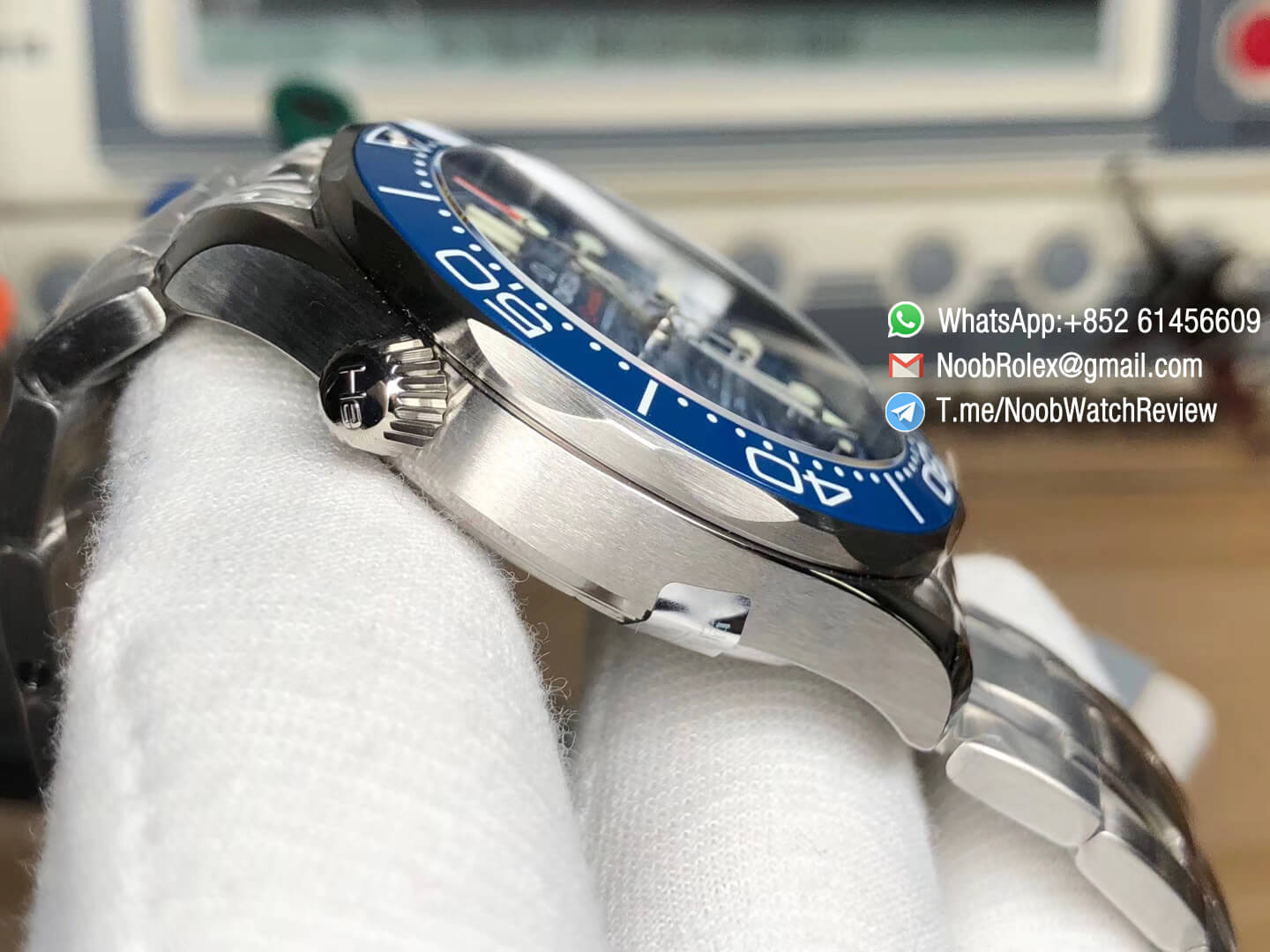 VSF Best Edition V2 2018 Seamaster Diver 300M Blue Ceramic Bezel Blue Wave Textured Dial on Steel Bracelet A8800 Black Balance Wheel 04