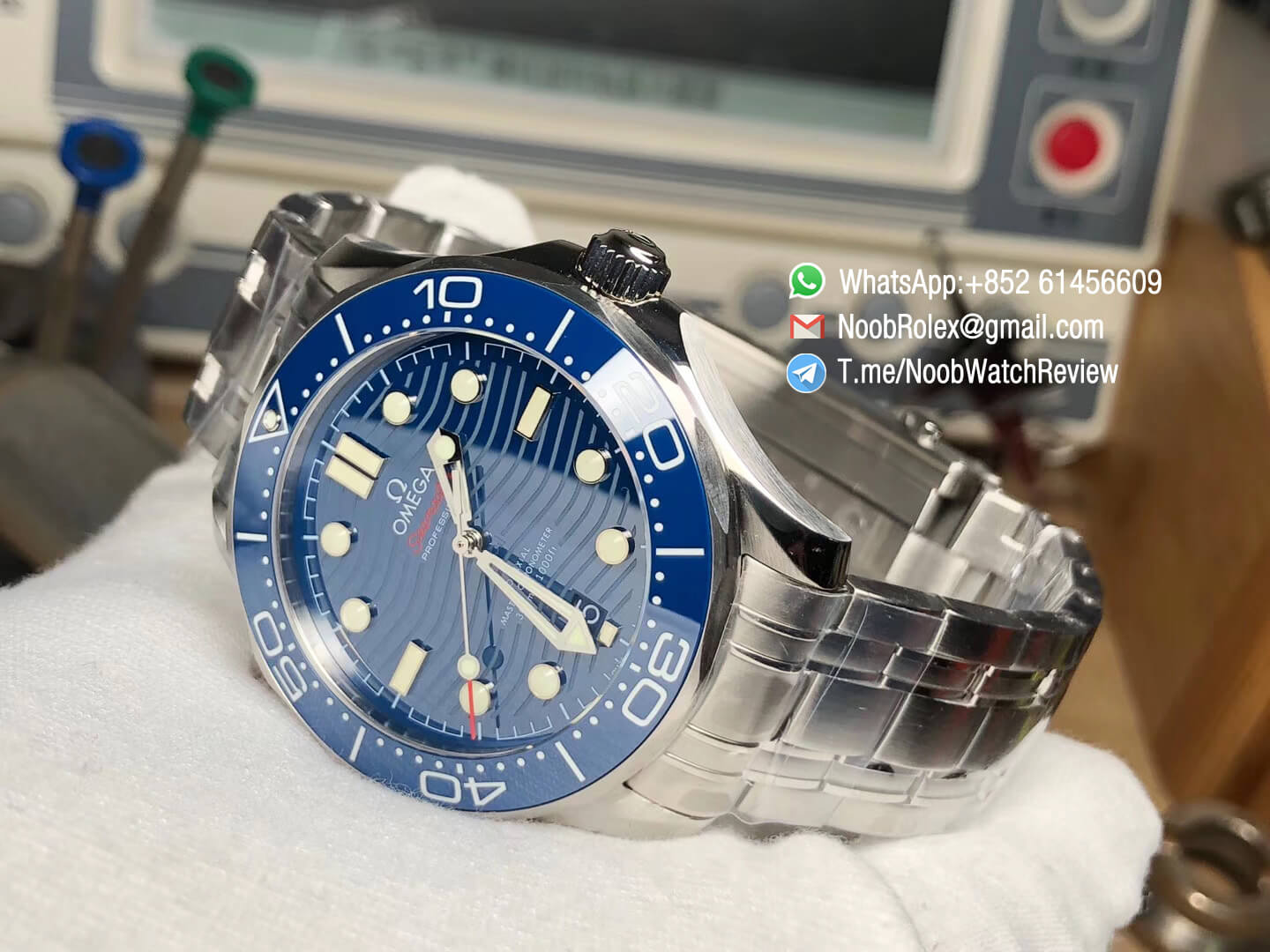 VSF Best Edition V2 2018 Seamaster Diver 300M Blue Ceramic Bezel Blue Wave Textured Dial on Steel Bracelet A8800 Black Balance Wheel 09