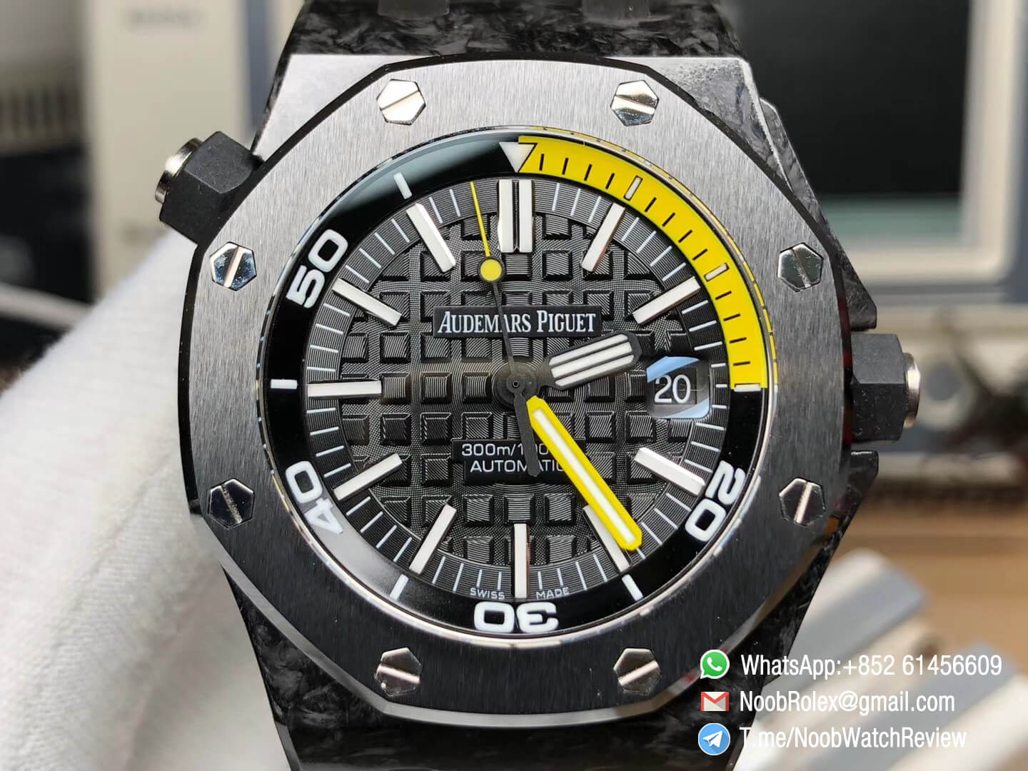 JF | AP Royal Oak Offshore Diver | 15706 | Forged Carbon Case | Black ...