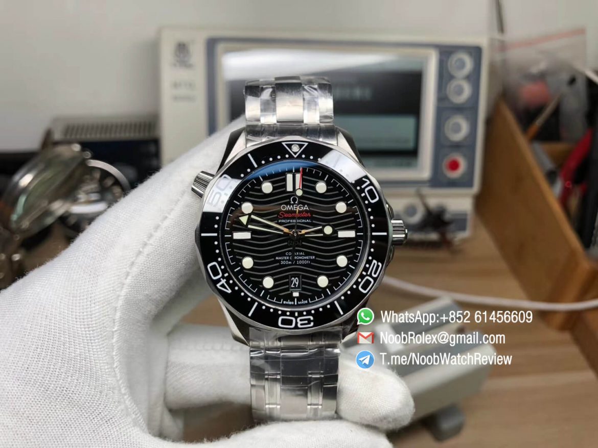 2018 Omega Seamaster Diver 300M Black Ceramic Black Dial on Steel Case Bracelet A8800 with Black Balance Wheel VSF V2 01