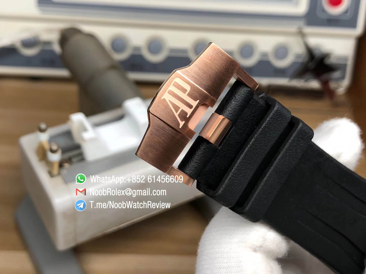 AP Royal Oak Offshore 26401RO 44mm 2017 Black Ceramic Bezel Rose Gold Case on Black Rubber Strap A3126 JF V2 08