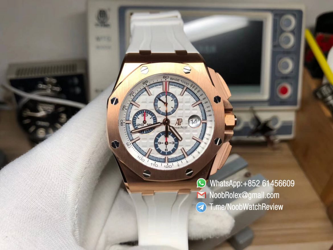 AP Royal Oak Offshore 26408OR 44mm Summer Edition 2017 Rose Gold Case on White Rubber Strap A3126 JF V2 01