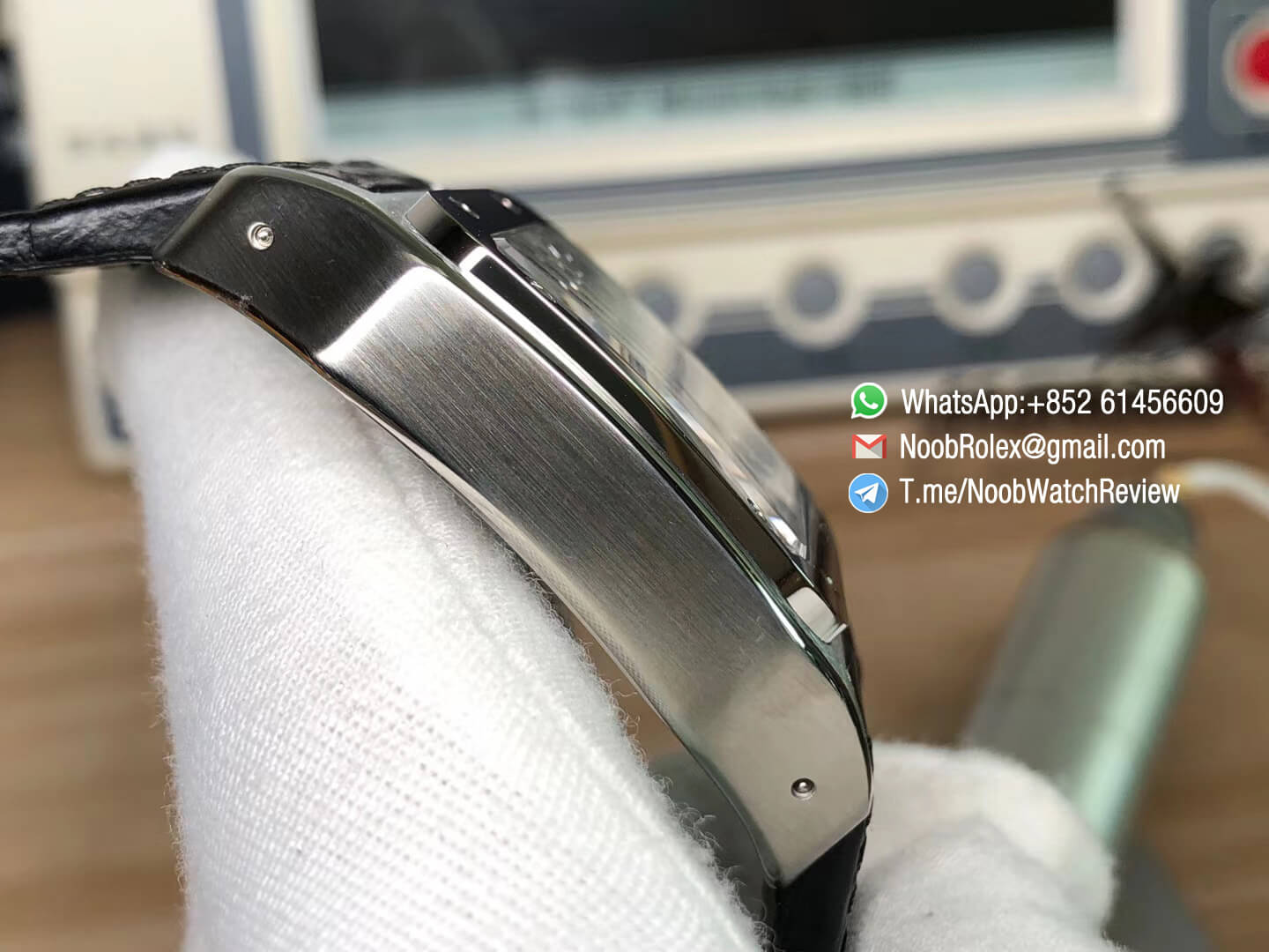 Santos 100 38mm Stainless Steel Case White Dial on Black Leather Strap A2824 V6F 04