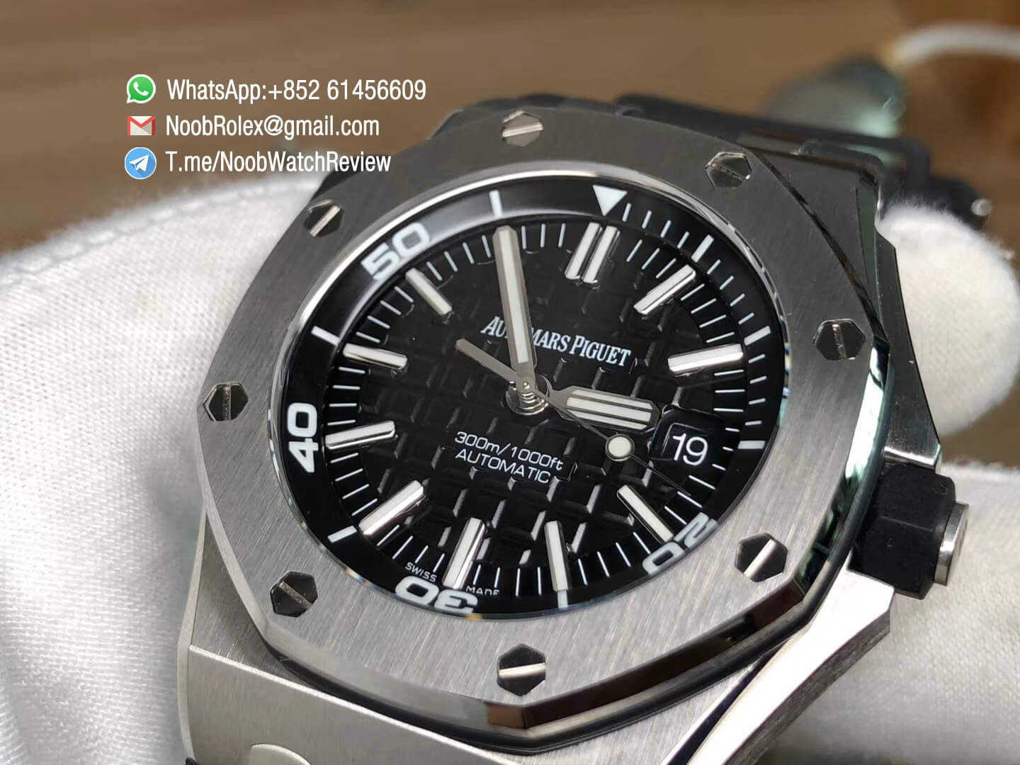 Top Rep Royal Oak Offshore Diver 15710 Stainless Steel Case Black Textured Dial on Black Rubber Strap A3120 JF V9 05