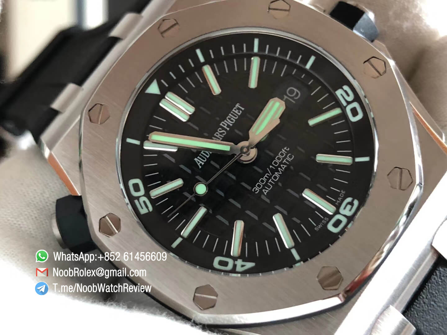 Top Rep Royal Oak Offshore Diver 15710 Stainless Steel Case Black Textured Dial on Black Rubber Strap A3120 JF V9 09