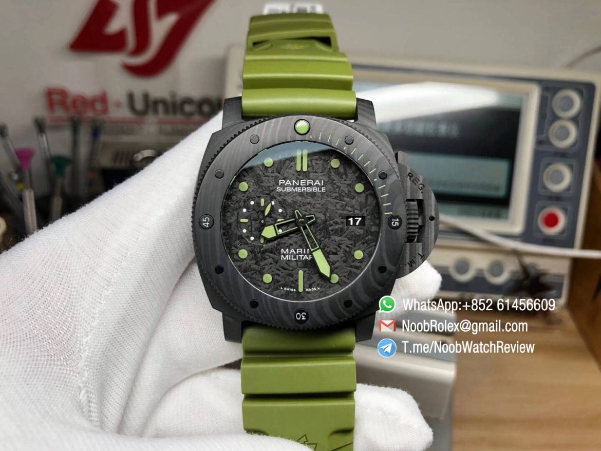 VSF Superclone Panerai Submersible PAM00961 Carbotech Case Carbon Texture Dialon Green Rubber Strap P9010 Clone Movement 01